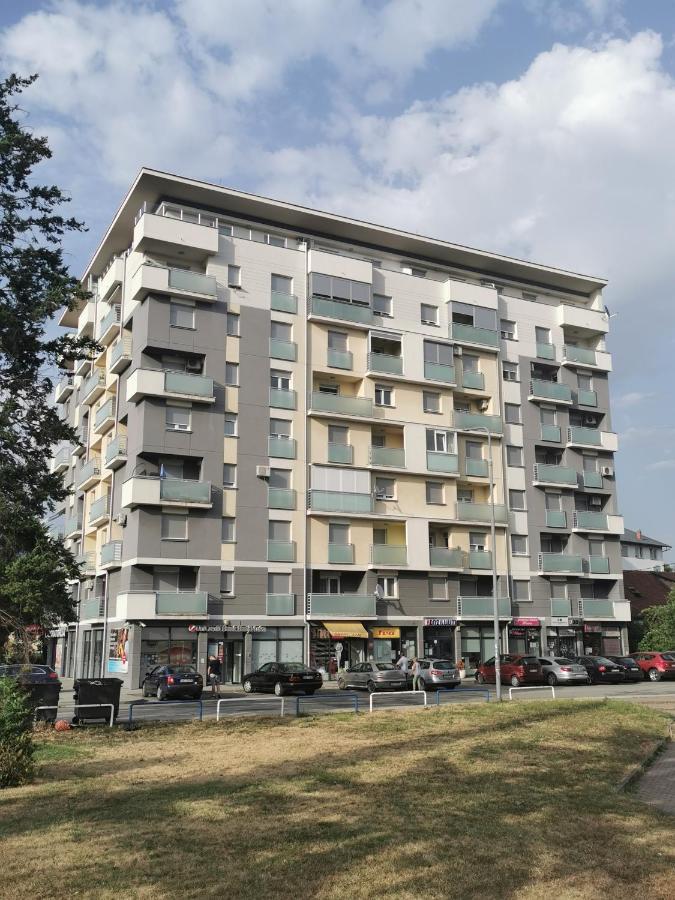 Apartman Bella Apartment Doboj Exterior foto